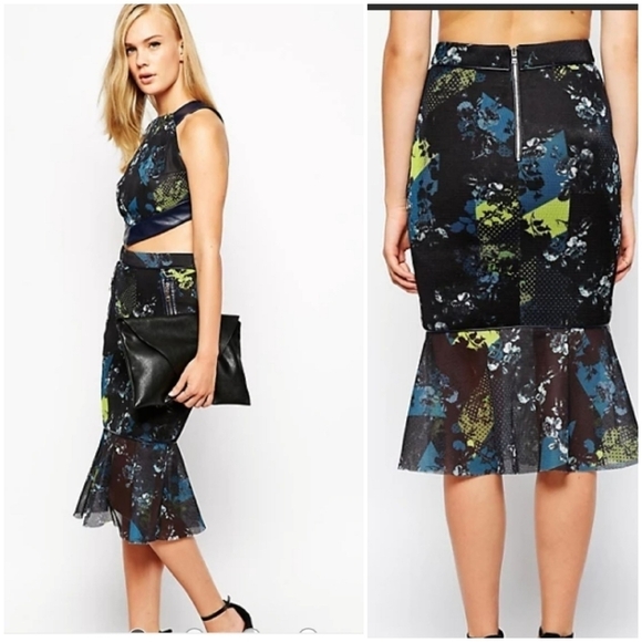 Three Floor Peplum Skirt  Mesh‎ - Picture 4 of 4